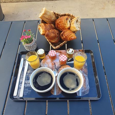 Reve Mediterraneen, La Vie De Chateau 르발카레스 외부 사진